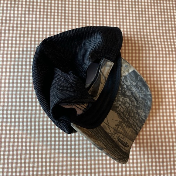 CAT caterpillar camouflage mesh back adjustable hat. One size - Picture 9 of 11